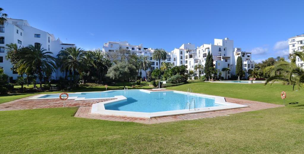 Jardines Del Puerto En Pleno Centro De Puerto Banus Appartement Marbellac